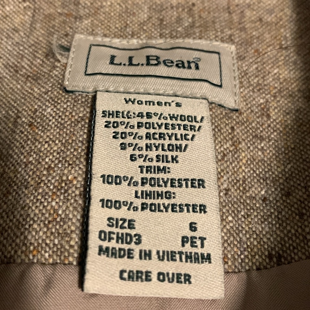 L.L.Bean Wool/Polyester Blend Button Down Jacket … - image 3